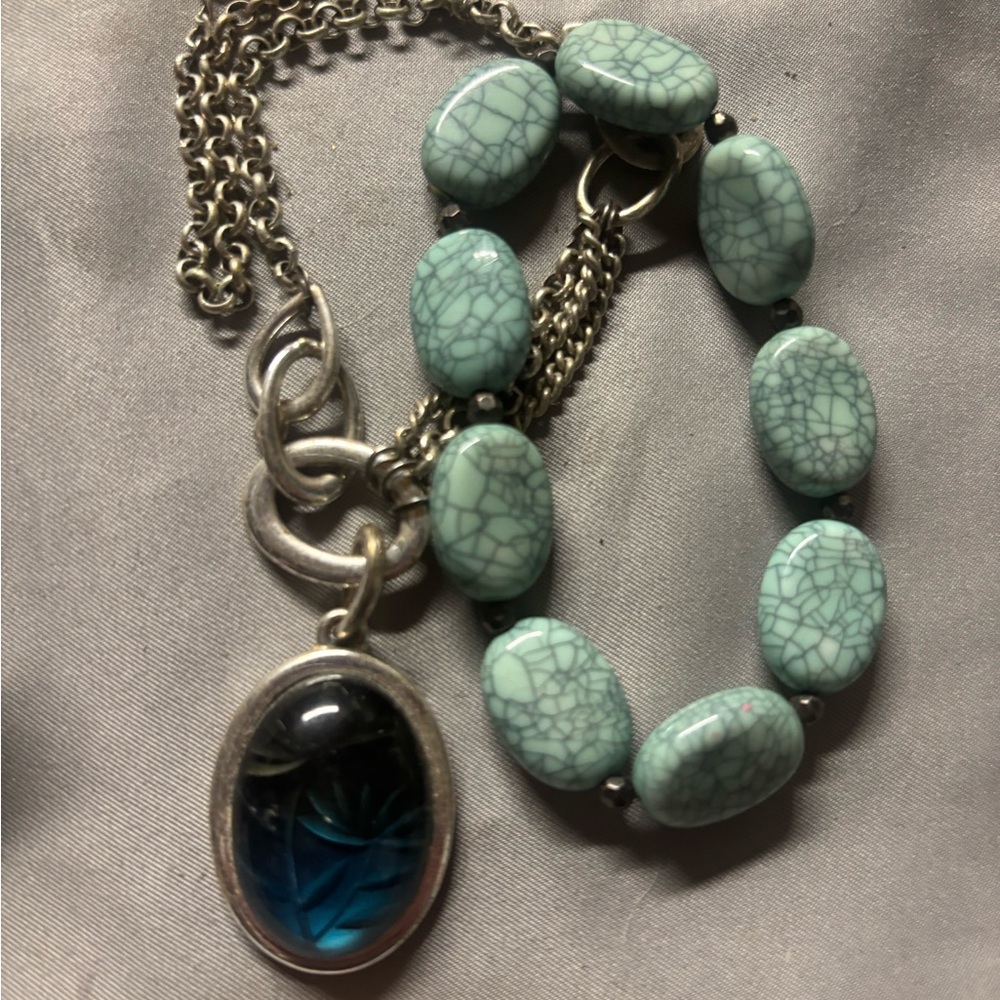 Wow everything in picture!jewelry bundle!